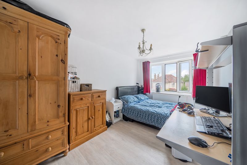 Bedroom- click for photo gallery